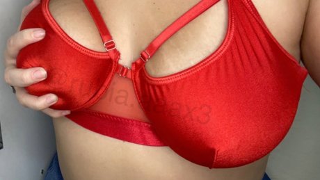 Foto desnuda filtrada de OnlyFans de Rubiaaaax3