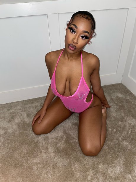 Foto desnuda filtrada de OnlyFans de Ro