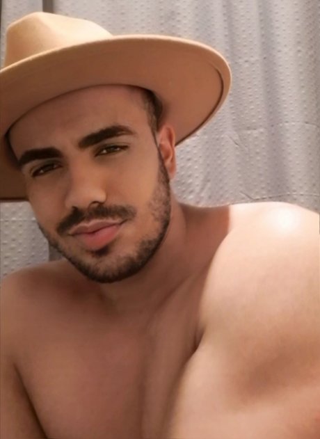 Foto desnuda filtrada de OnlyFans de George Angulo