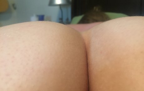 Foto desnuda filtrada de OnlyFans de  Voluptuous Viv 