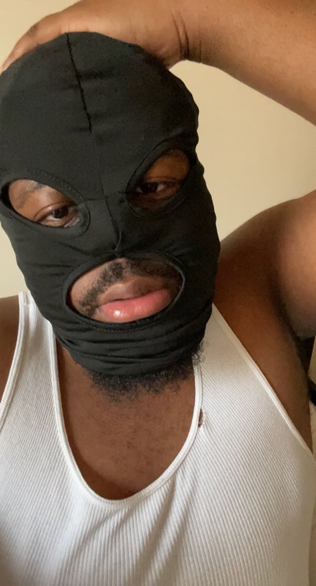 Foto desnuda filtrada de OnlyFans de Thickboynola