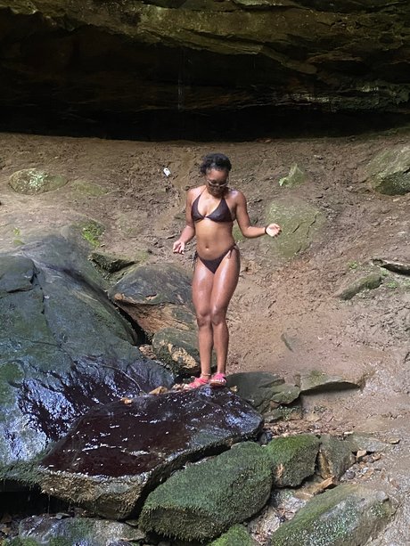 Foto desnuda filtrada de OnlyFans de Rowdyrosie