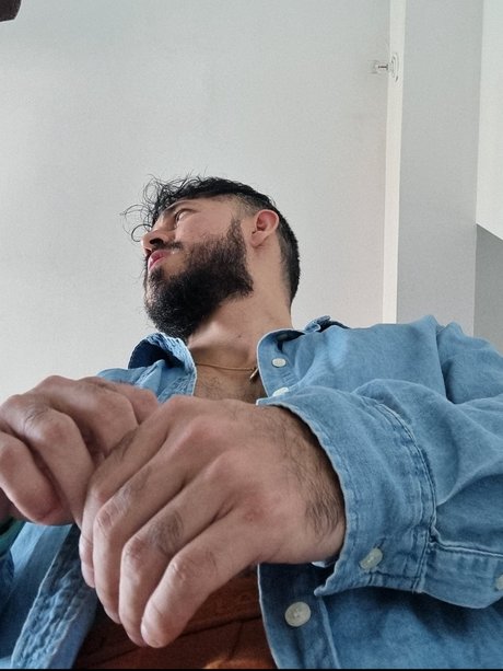 Foto desnuda filtrada de OnlyFans de Henry Lpez