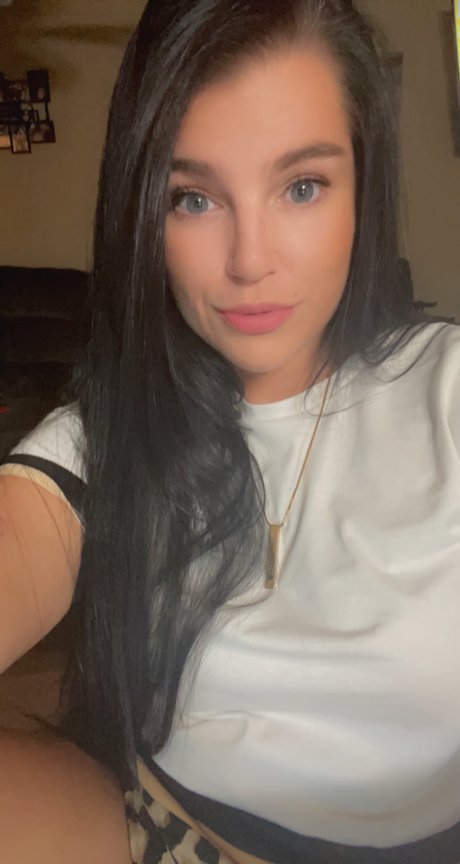 Foto desnuda filtrada de OnlyFans de Eden