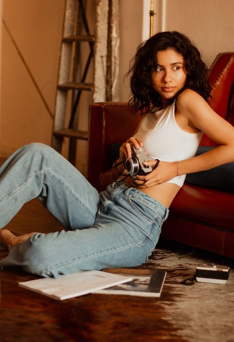 Foto desnuda filtrada de OnlyFans de Leona Zenelacci