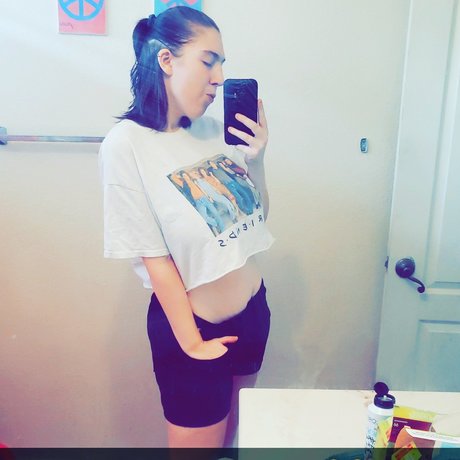 Foto desnuda filtrada de OnlyFans de Kayla Nicole