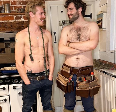 Foto desnuda filtrada de OnlyFans de The Hermits