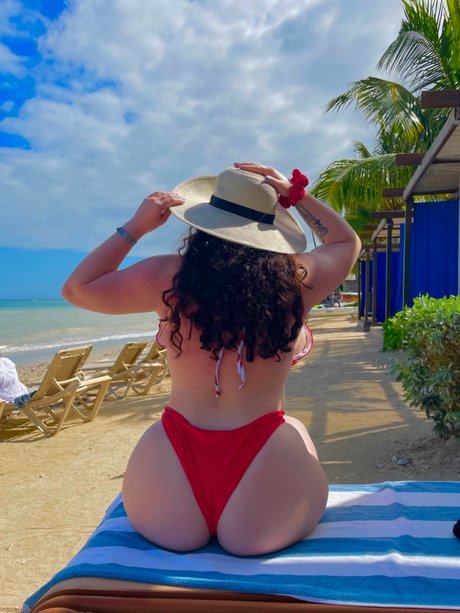Foto desnuda filtrada de OnlyFans de Lolo