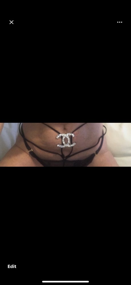 Foto desnuda filtrada de OnlyFans de Lady English