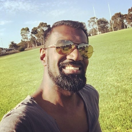 Foto desnuda filtrada de OnlyFans de Raj Tuvok