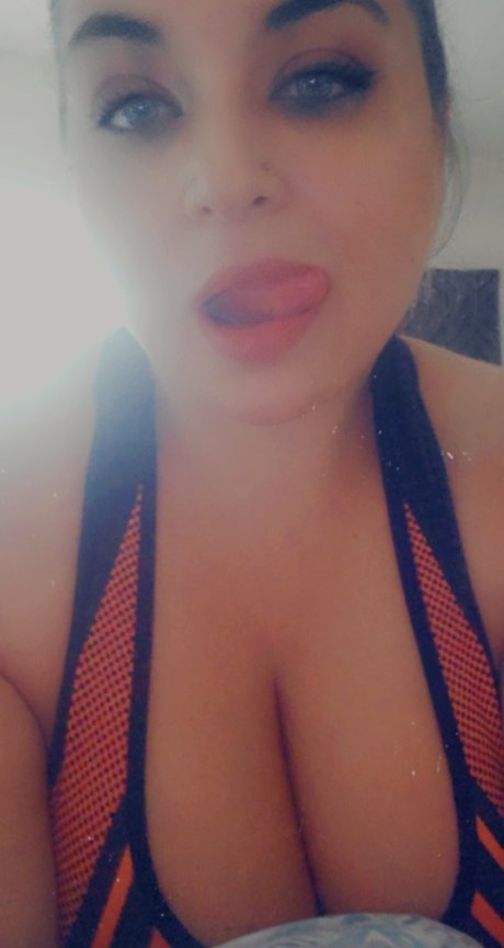 Foto desnuda filtrada de OnlyFans de Ifonlyicouldgetit