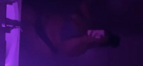 Foto desnuda filtrada de OnlyFans de Ariaaaa