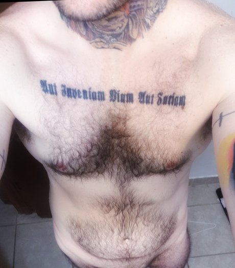 Foto desnuda filtrada de OnlyFans de Not The Devil Himself