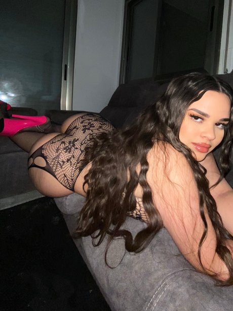 Foto desnuda filtrada de OnlyFans de Curvyexticaa