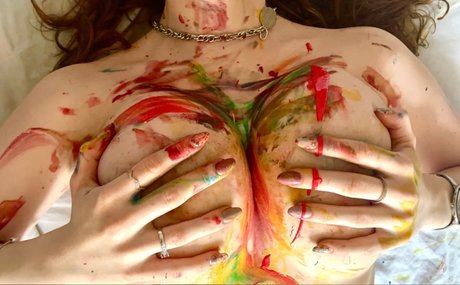 Foto desnuda filtrada de OnlyFans de Pintarme