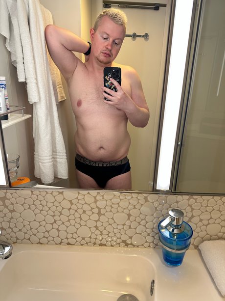 Foto desnuda filtrada de OnlyFans de Kevkev92