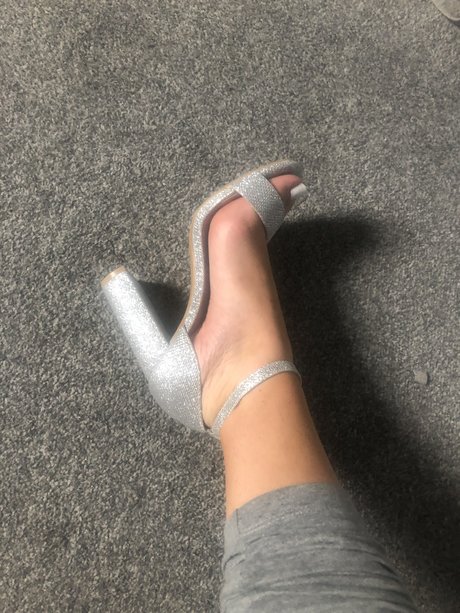 Foto desnuda filtrada de OnlyFans de Cherry 