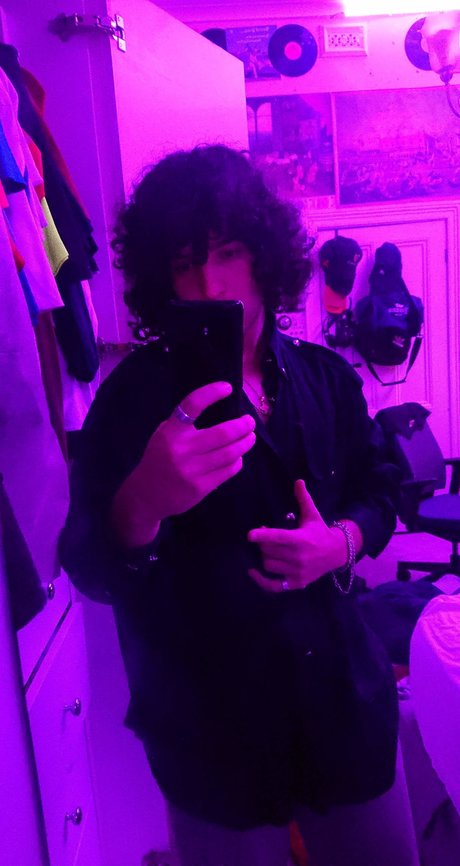 Foto desnuda filtrada de OnlyFans de Justin