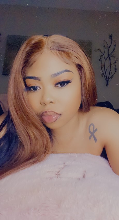 Foto desnuda filtrada de OnlyFans de Cozy Kitty