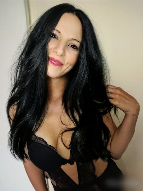 Foto desnuda filtrada de OnlyFans de Louisa