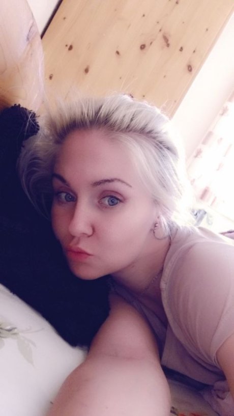 Deea Blonda