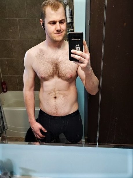 Foto desnuda filtrada de OnlyFans de Captainwood