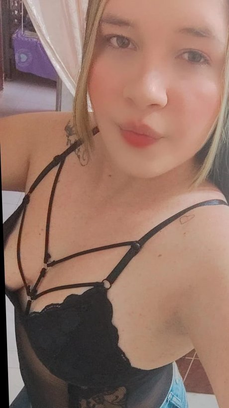 Foto desnuda filtrada de OnlyFans de Geraldine Cardona