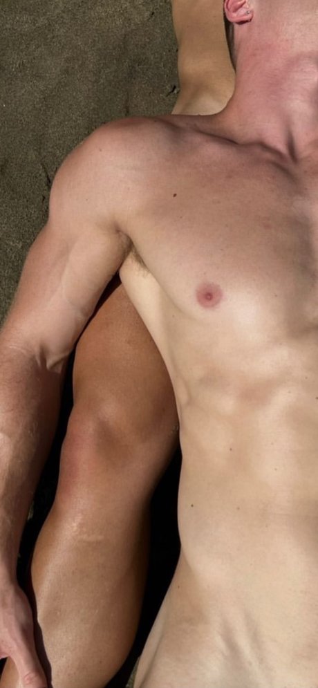 Foto desnuda filtrada de OnlyFans de Tor 22