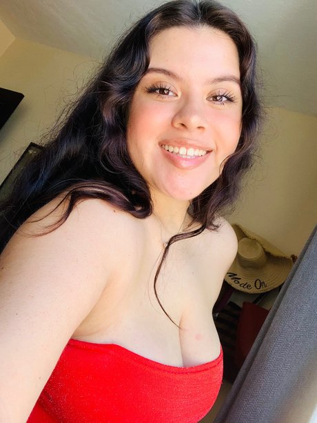 Julia Morales