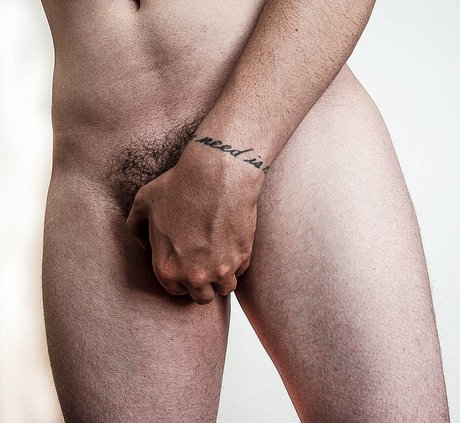 Foto desnuda filtrada de OnlyFans de Gamul