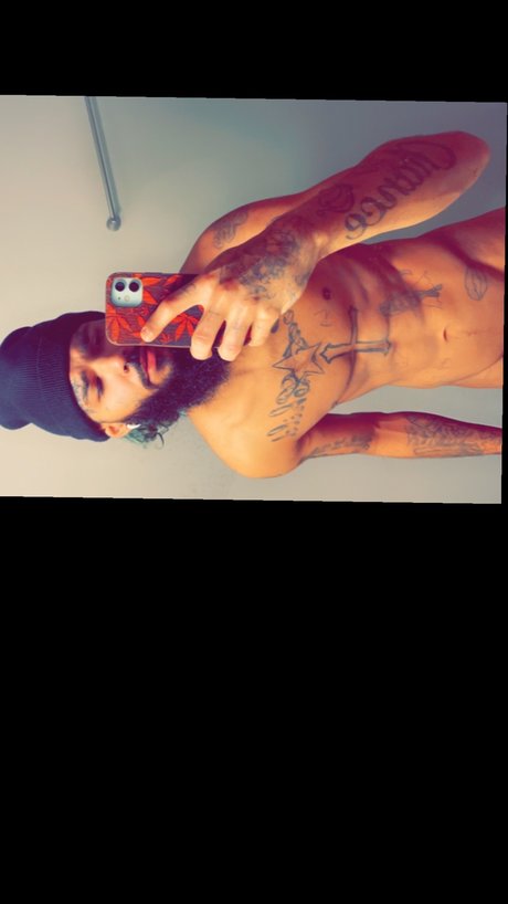 Foto desnuda filtrada de OnlyFans de Bigdick Tazzy
