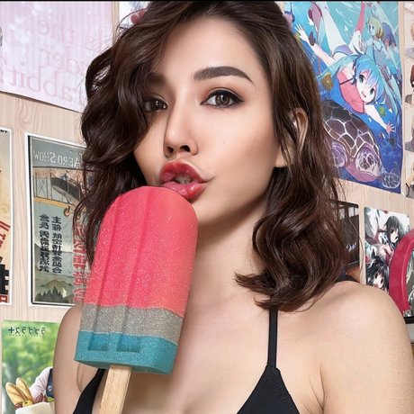 Kara Tan