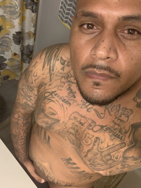 Foto desnuda filtrada de OnlyFans de Your Papi