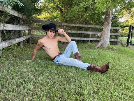 Foto desnuda filtrada de OnlyFans de Shredded Cowboy