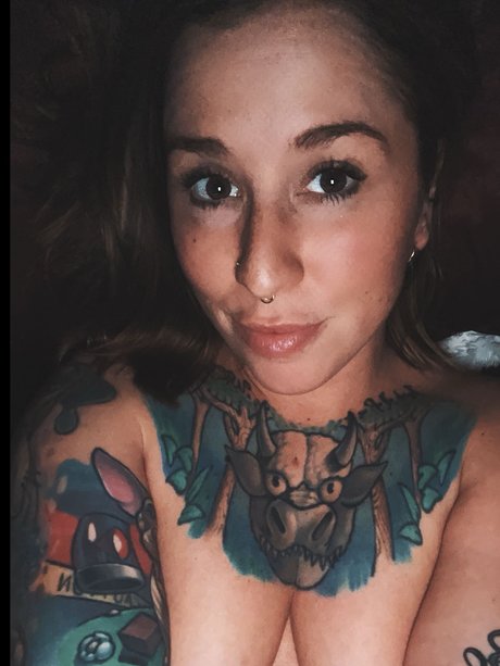 Foto desnuda filtrada de OnlyFans de Jethie