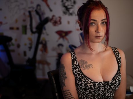 Foto desnuda filtrada de OnlyFans de Tinyrosex No Ppv