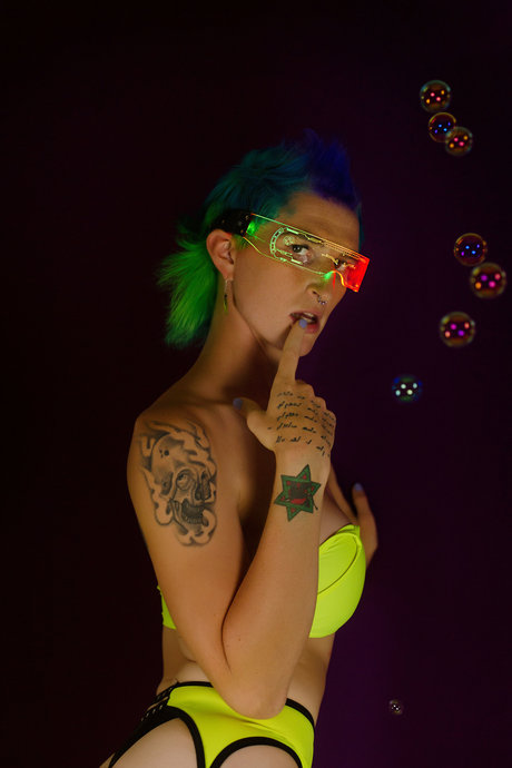 Trannie Oakley
