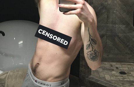 Foto desnuda filtrada de OnlyFans de Xander