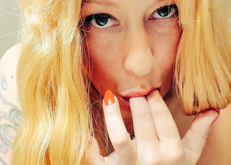 Foto desnuda filtrada de OnlyFans de Liana The Italian Stallion 