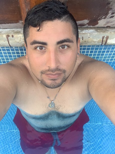 Foto desnuda filtrada de OnlyFans de Luis Alejandro