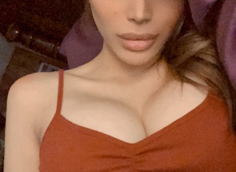Foto desnuda filtrada de OnlyFans de Trannybulge
