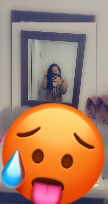 Foto desnuda filtrada de OnlyFans de Spicy Latina 