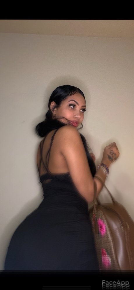 Foto desnuda filtrada de OnlyFans de Eryanababyy