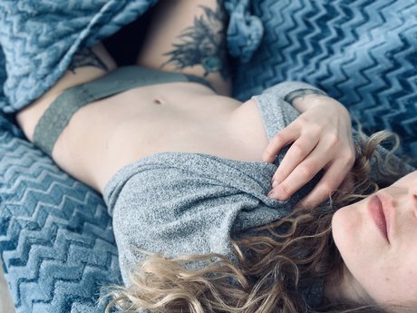 Foto desnuda filtrada de OnlyFans de Feeygirl