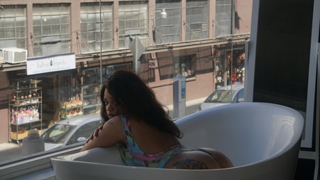 Foto desnuda filtrada de OnlyFans de Qu Rose