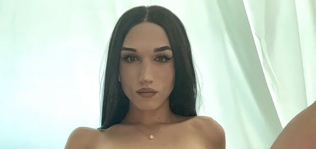 Foto desnuda filtrada de OnlyFans de Bella