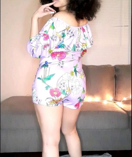 Foto desnuda filtrada de OnlyFans de   Sweet  Pussy Jasmine  