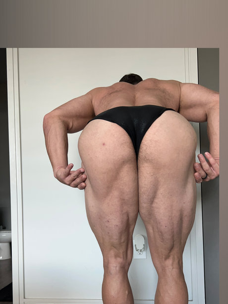 Foto desnuda filtrada de OnlyFans de Tbaby