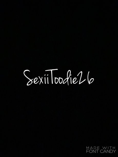 Foto desnuda filtrada de OnlyFans de Sexiitoodie26