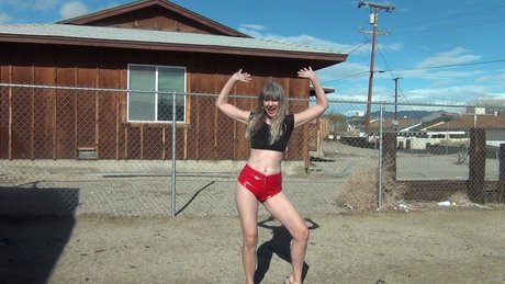 Foto desnuda filtrada de OnlyFans de Sally Mullins Funny